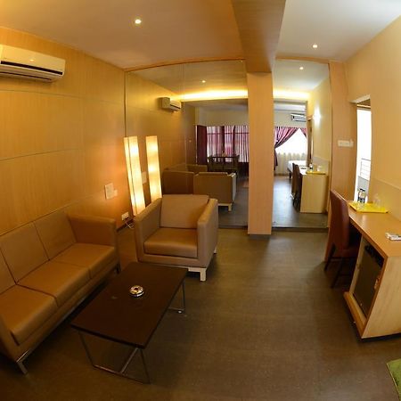 Hotel Ayush International Mangaluru Zewnętrze zdjęcie