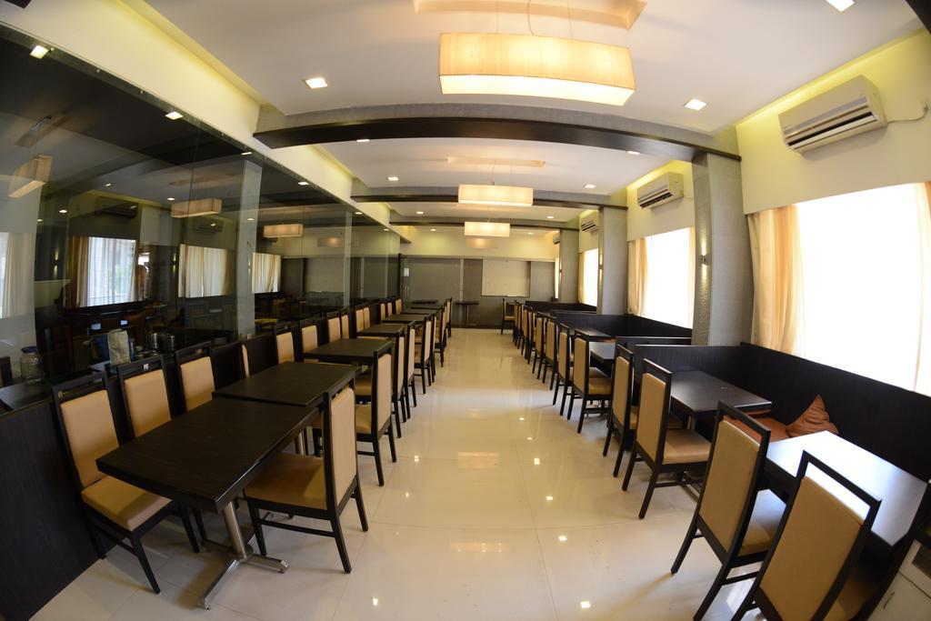 Hotel Ayush International Mangaluru Zewnętrze zdjęcie