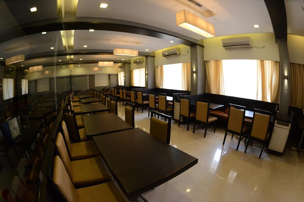 Hotel Ayush International Mangaluru Zewnętrze zdjęcie